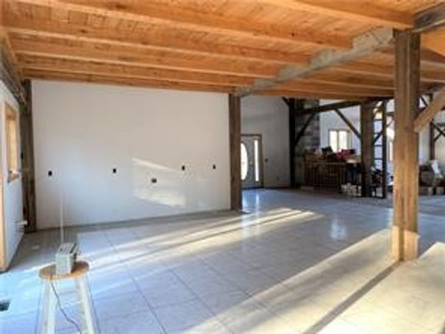 461 Grove St, Hermitage, PA 16148