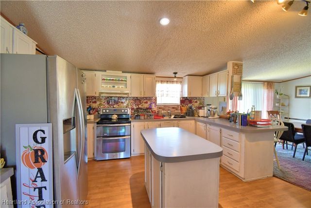 1030 W Frostproof Road, Frostproof, FL 33843