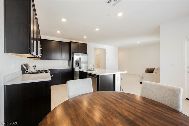 1048 Gabriela Ridge Lane, Henderson, NV 89002