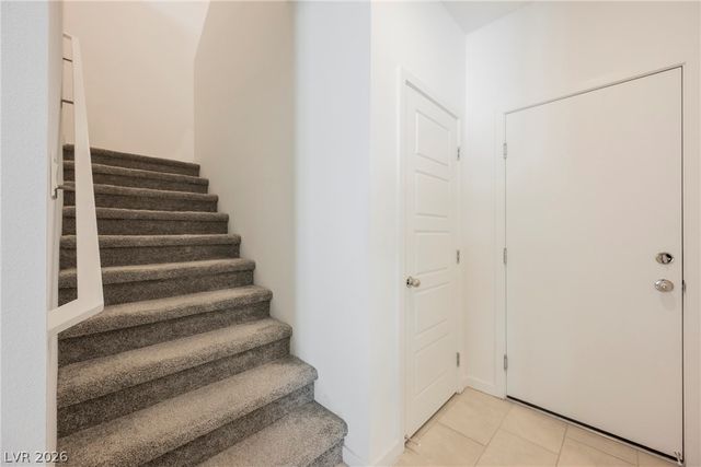 1048 Gabriela Ridge Lane, Henderson, NV 89002