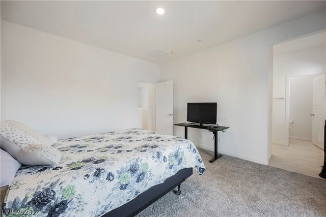 1048 Gabriela Ridge Lane, Henderson, NV 89002