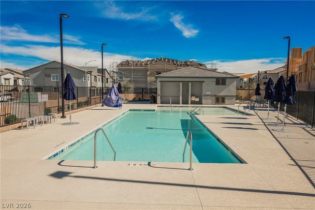 1048 Gabriela Ridge Lane, Henderson, NV 89002