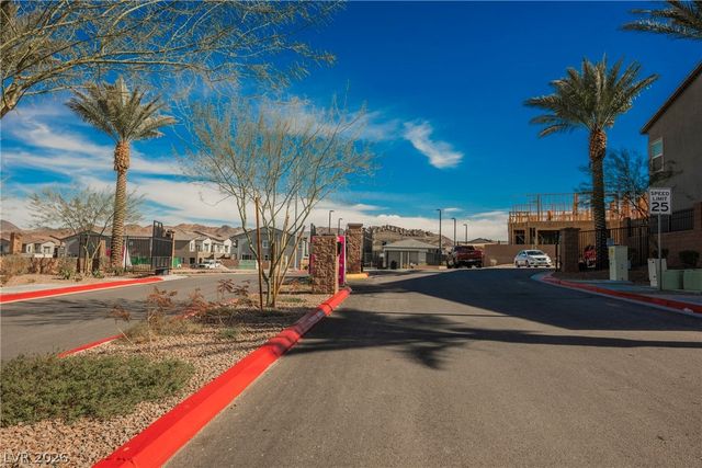 1048 Gabriela Ridge Lane, Henderson, NV 89002