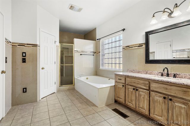 8524 S 99th East Avenue, Tulsa, OK 74133