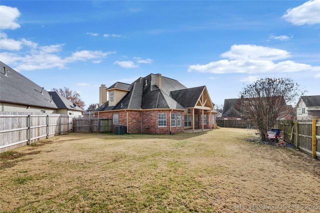 8524 S 99th East Avenue, Tulsa, OK 74133