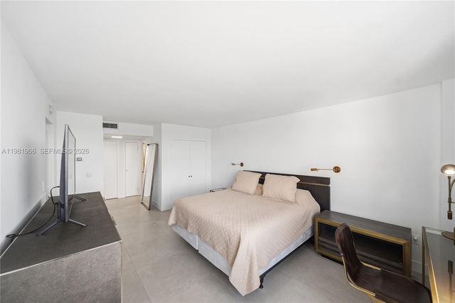 5750 Collins Ave 4F, Miami Beach, FL 33140