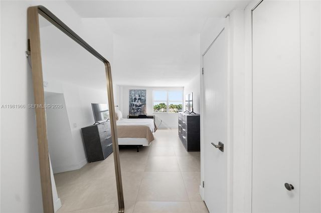 5750 Collins Ave 4F, Miami Beach, FL 33140