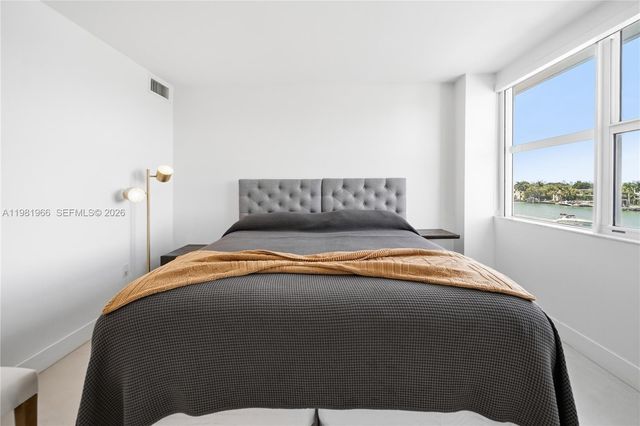 5750 Collins Ave 4F, Miami Beach, FL 33140