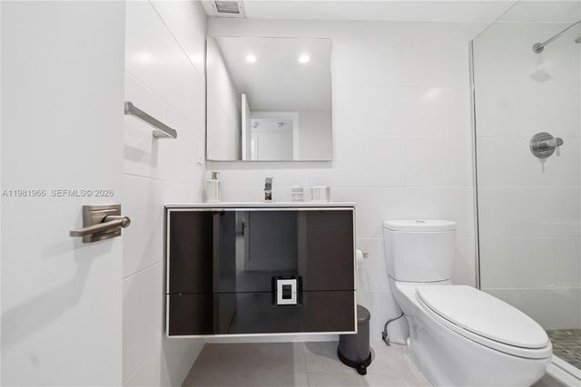 5750 Collins Ave 4F, Miami Beach, FL 33140