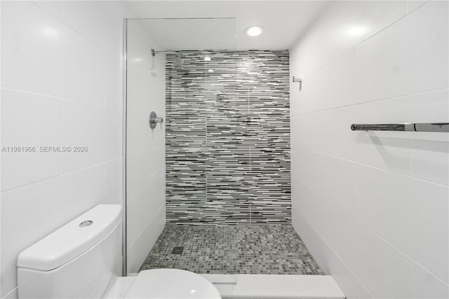 5750 Collins Ave 4F, Miami Beach, FL 33140