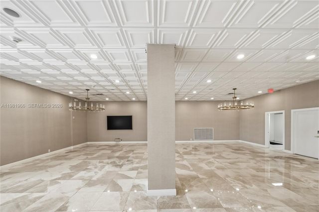 5750 Collins Ave 4F, Miami Beach, FL 33140