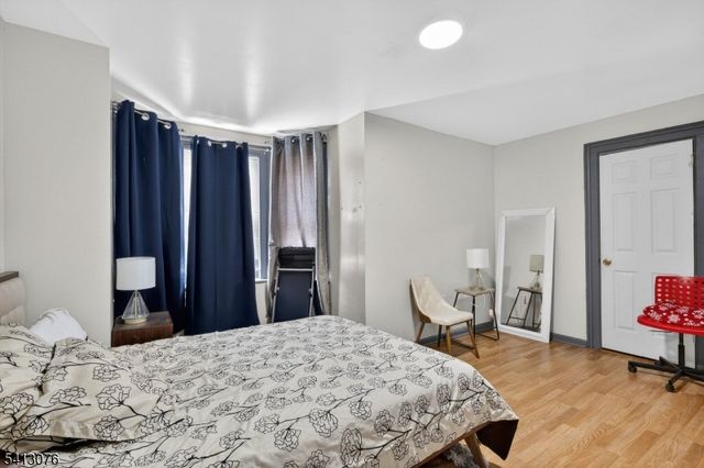 408 E Union Ave, Bound Brook Boro, NJ 08805