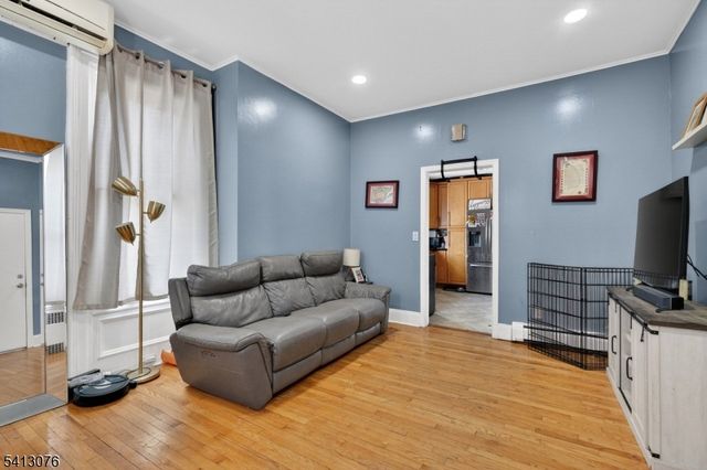 408 E Union Ave, Bound Brook Boro, NJ 08805