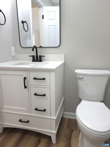 820 JEFFERSON DR, Palmyra, VA 22963