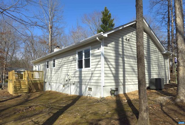 820 JEFFERSON DR, Palmyra, VA 22963