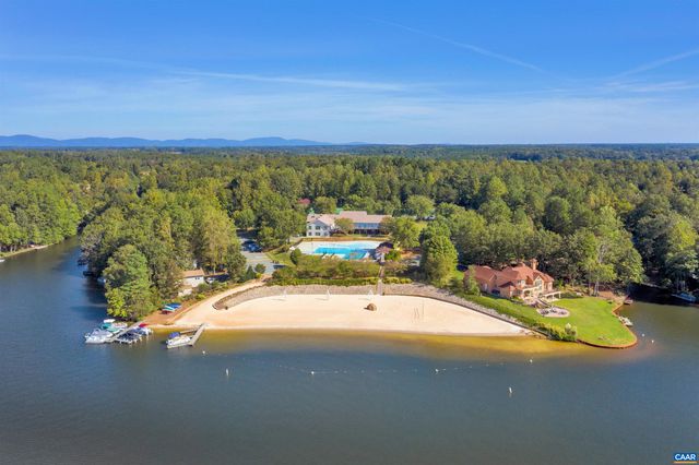 820 JEFFERSON DR, Palmyra, VA 22963