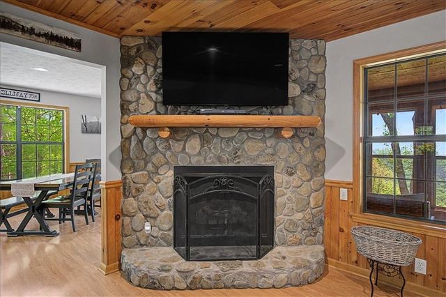 1488 Walnut Ridge, Ellijay, GA 30536