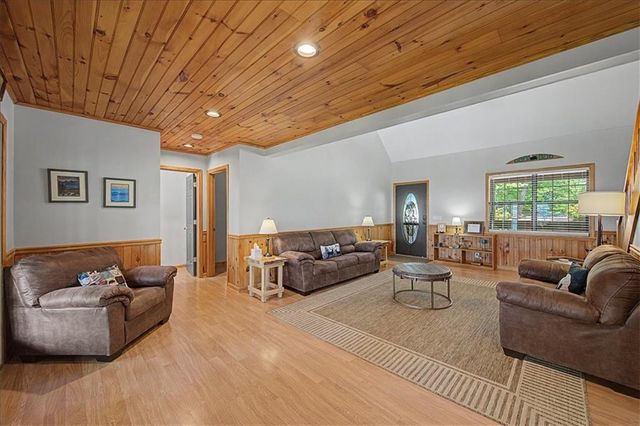 1488 Walnut Ridge, Ellijay, GA 30536