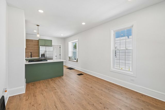 411 Leach Avenue, Joliet, IL 60432
