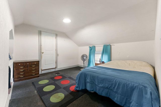 204 S 1st Street, Kentland, IN 47951