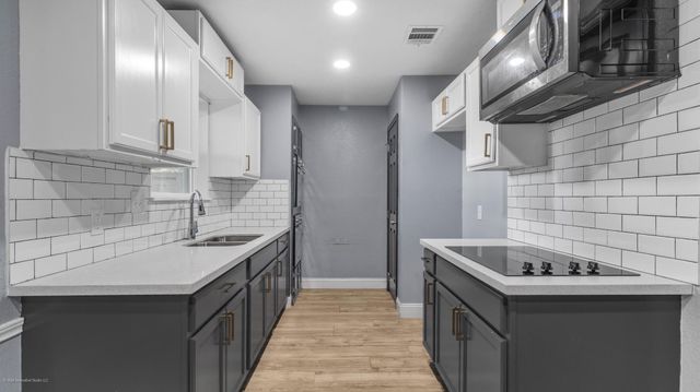 16223 Brinkwood Drive, Houston, TX 77090