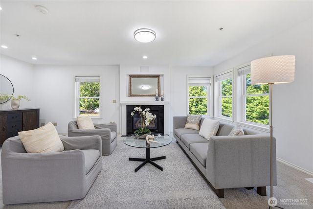 23410 SE 160th Place, Issaquah, WA 98027