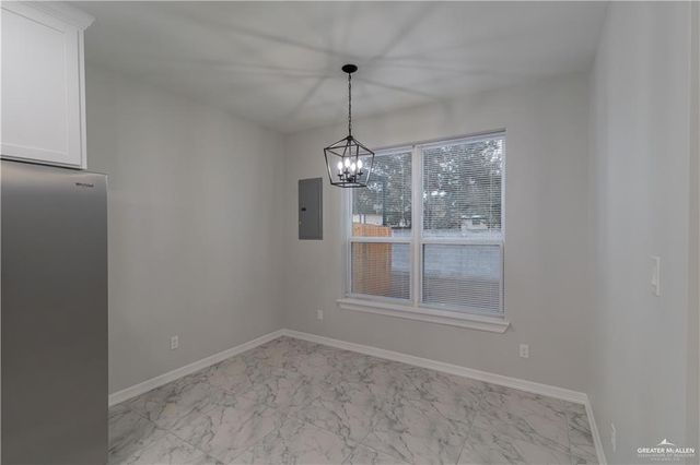 5604 N Crown Point, Pharr, TX 78577