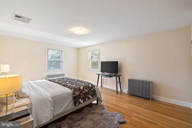 181 E CONESTOGA RD, Devon, PA 19333