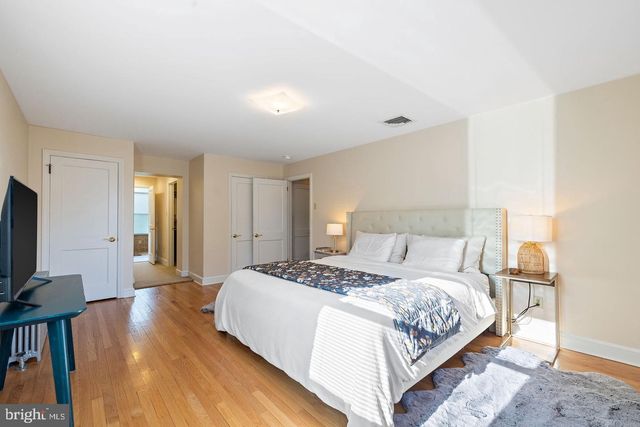 181 E CONESTOGA RD, Devon, PA 19333