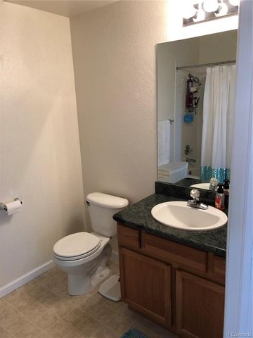 15555 E 40th Avenue 2, Denver, CO 80239