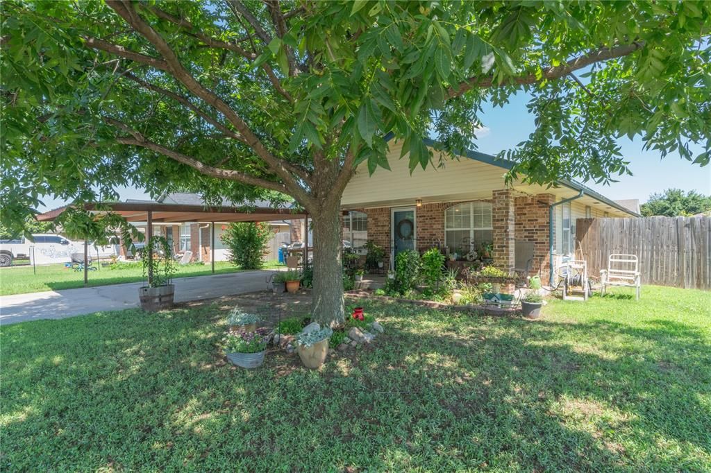 957 N Windermere Drive, Moore, OK 73160