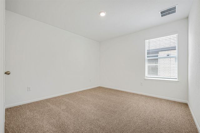 2424 Flank Skirt DR, Leander, TX 78641