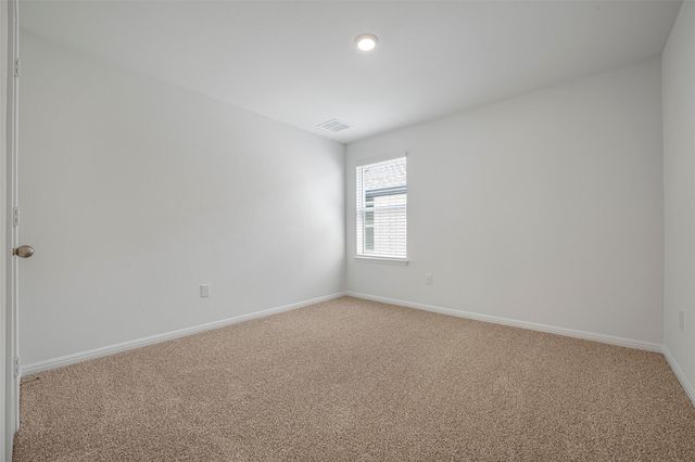 2424 Flank Skirt DR, Leander, TX 78641