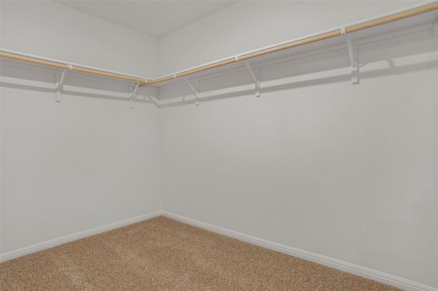 2424 Flank Skirt DR, Leander, TX 78641