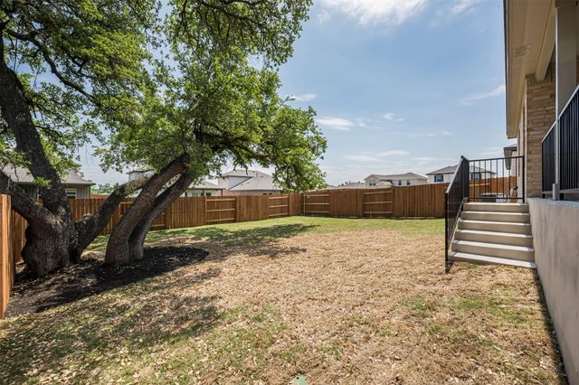 2424 Flank Skirt DR, Leander, TX 78641