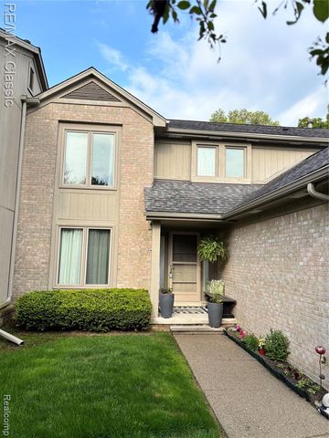 29640 Vista Court, Farmington Hills, MI 48331