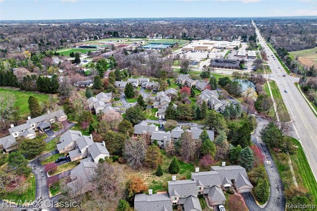 29640 Vista Court, Farmington Hills, MI 48331