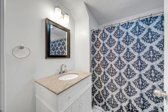 54-56 North Main St, Leominster, MA 01453