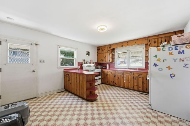 1007 Lane Street, Reidsville, NC 27320