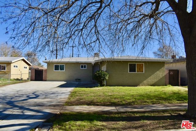 43640 Foxton Avenue, Lancaster, CA 93535