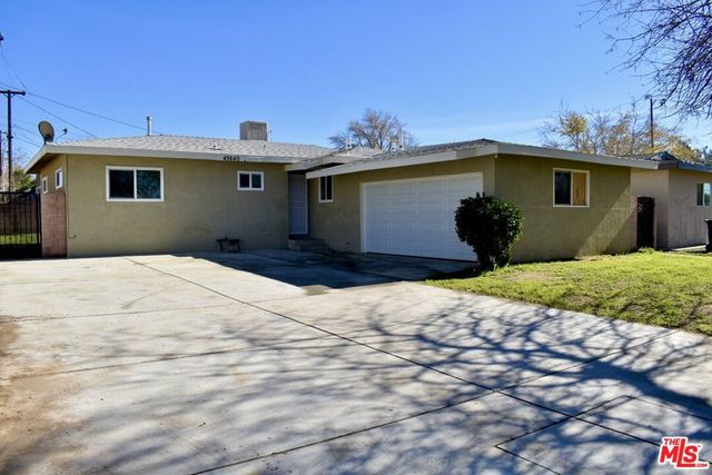 43640 Foxton Avenue, Lancaster, CA 93535