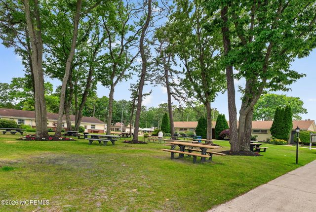 91F Buckingham Drive F, Lakewood, NJ 08701
