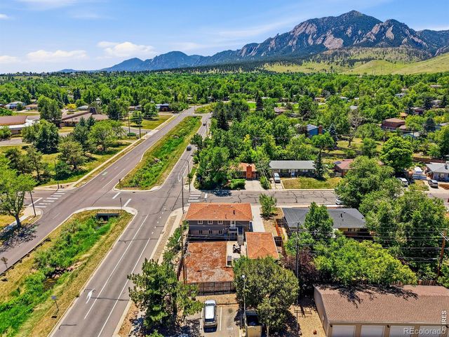 720 Gillaspie Drive, Boulder, CO 80305