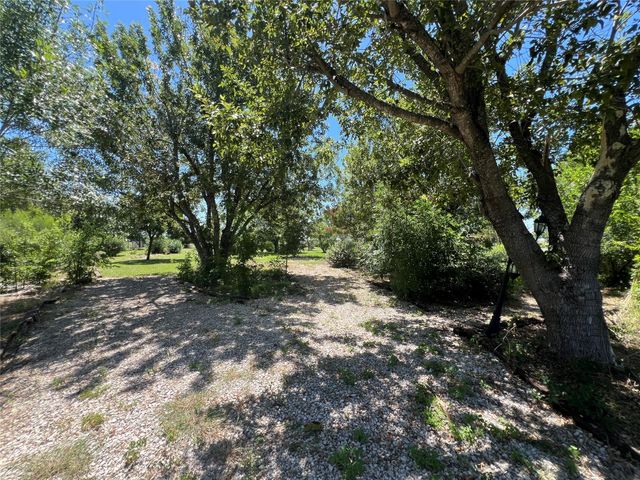 117 Cotton Rows LN, Taylor, TX 76574