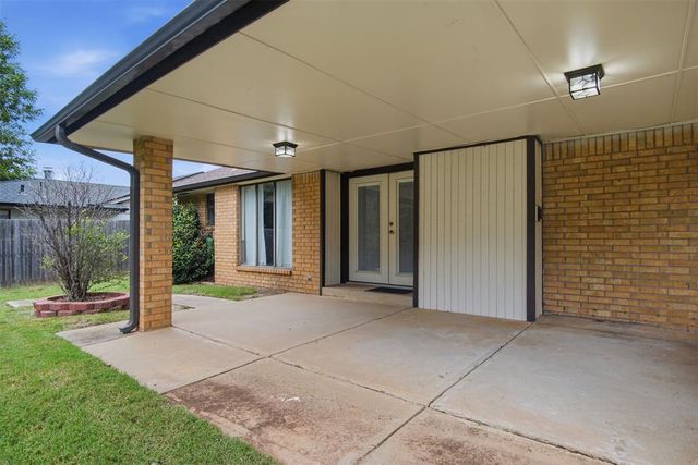 2412 Apple Way, Edmond, OK 73013