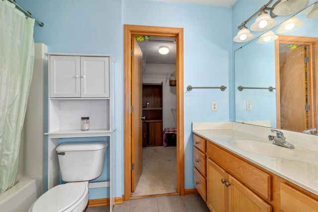 3711 Cedar Landing Drive, Grand Rapids, MI 49512