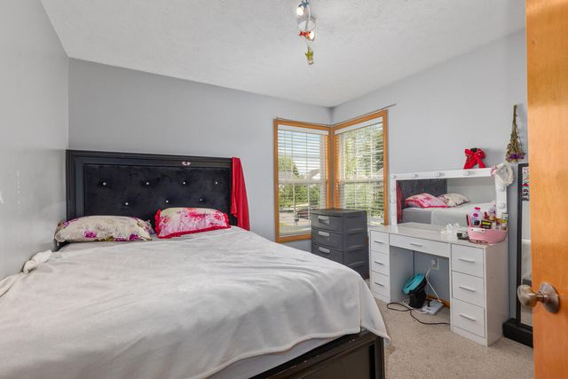 3711 Cedar Landing Drive, Grand Rapids, MI 49512