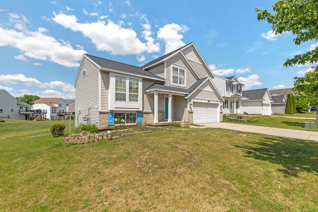 3711 Cedar Landing Drive, Grand Rapids, MI 49512