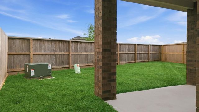 4118 Bronco Station Ln, League City, TX 77511