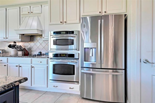 12086 GRANITE WOODS LOOP, Venice, FL 34292